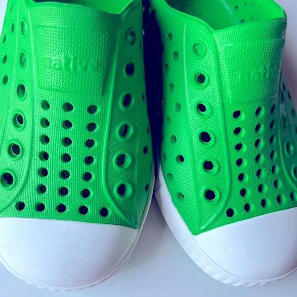 Unisex Natives Jefferson child size toddler 7 EUC - Picture 4 of 6